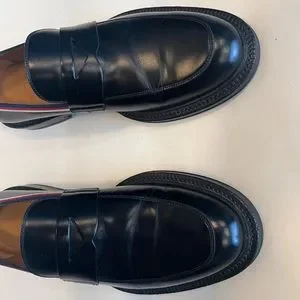 Gucci | Shoes | Gucci Beyond Penny Loafer Black Size 75 G 95 